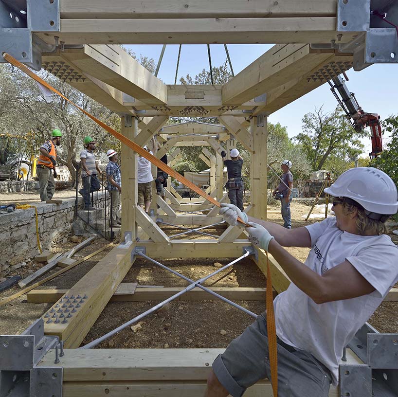 martin rajnis erects a cactus-shaped observatory tower in jerusalem designboom