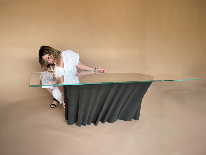 duffy london 3d prints free flowing dune table designs using black quartz sand 7