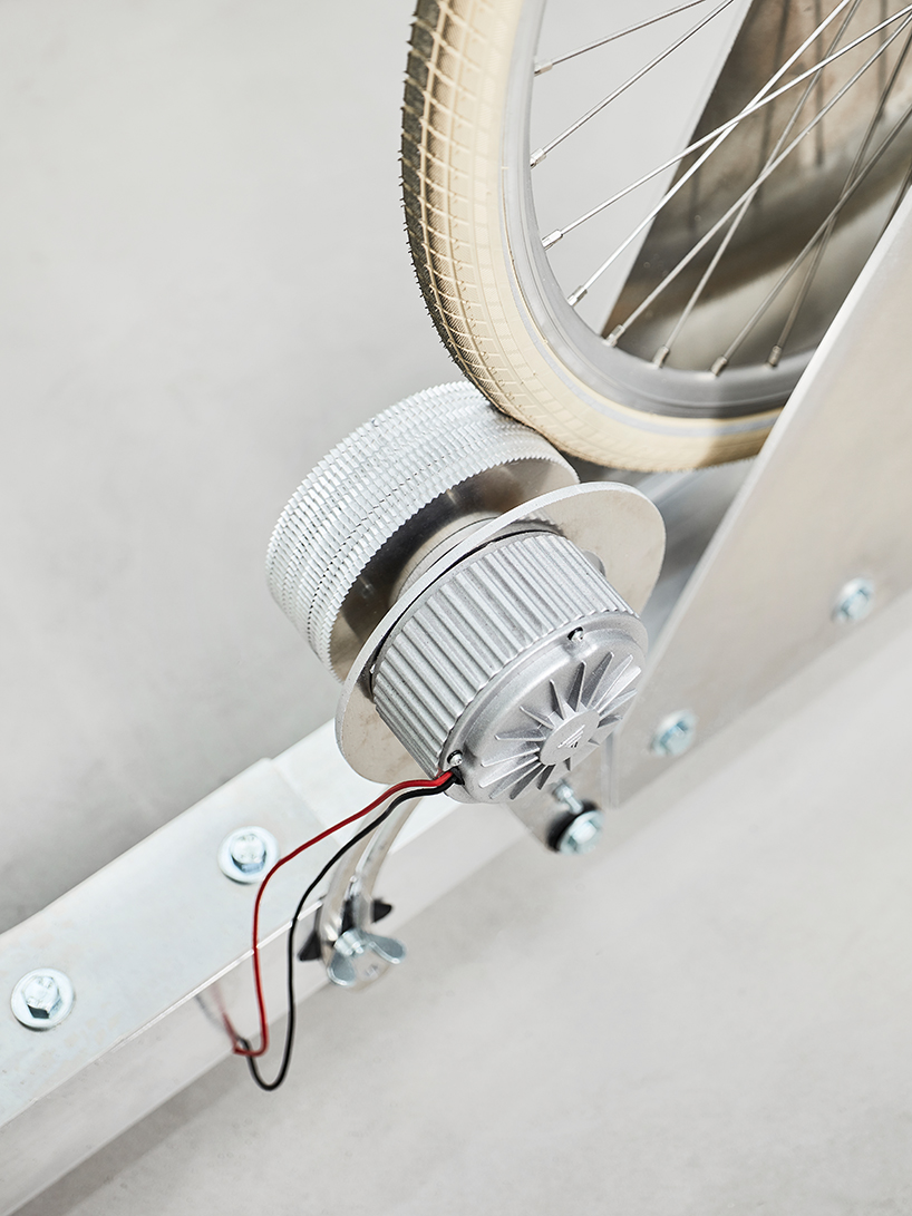 1kg%e2%80%8b conceptualises bespoke bike cinema for freitag 4