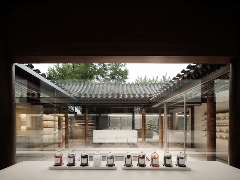 F.O.G. architecture restores timber structure of conserved historical building in beijing