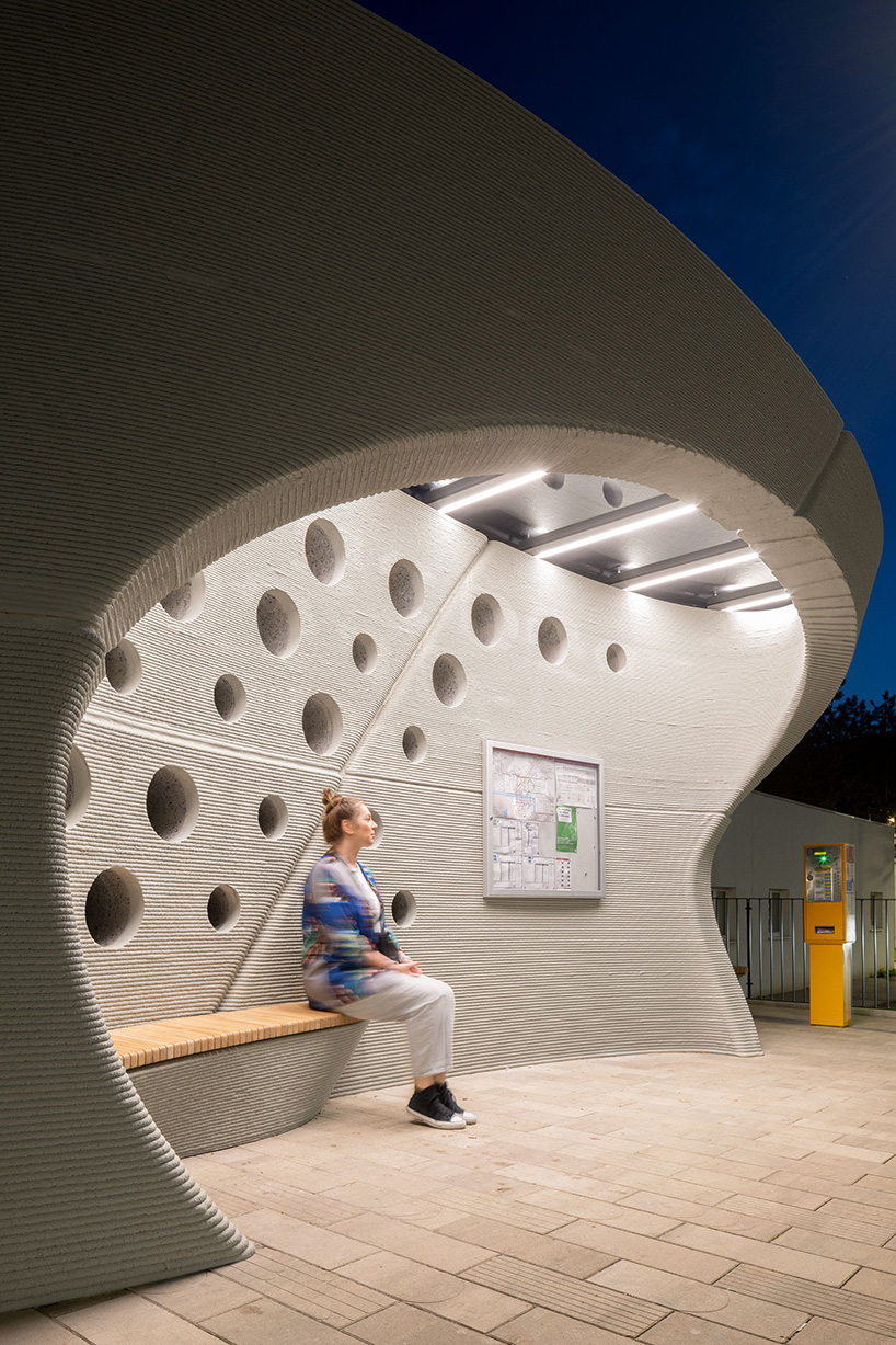 3dcp bus stop in bratislava 4