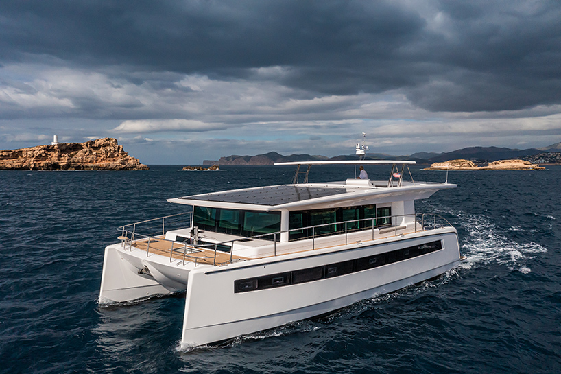 silent 60 solar electric catamaran with kite wing is new step for green yachts 1