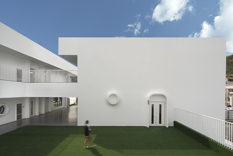 explorer kindergarten space capsule at daliang mountain dika architectural design center 2