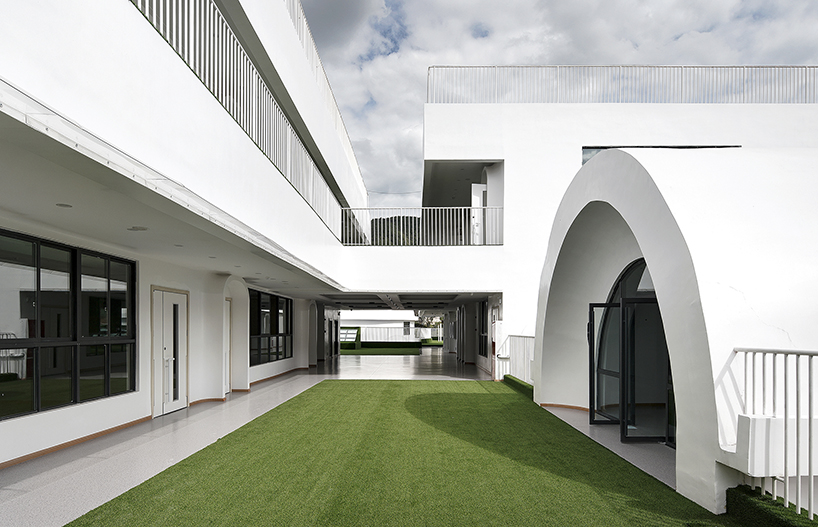 explorer kindergarten space capsule at daliang mountain dika architectural design center 3
