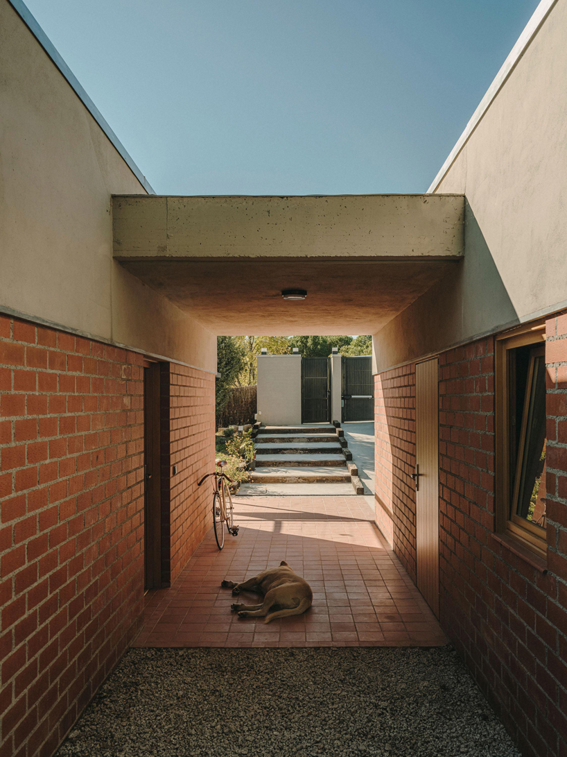 passive house in pedrezuela the ideal land and a peaceful life 6