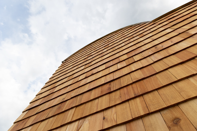 pier 1/2 provides a view over the former iron curtain
