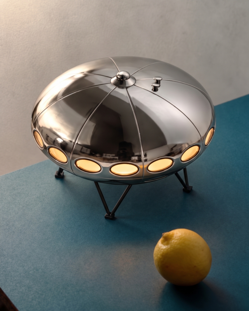 WOLOLOW 2.0 reinterprets 1960s space age architecture as elliptical bedside light - 8