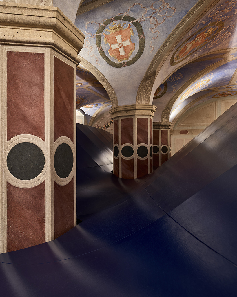 NArchtikTURA exhibits botticelli masterpiece in renaissance chamber at warsaw’s royal castle