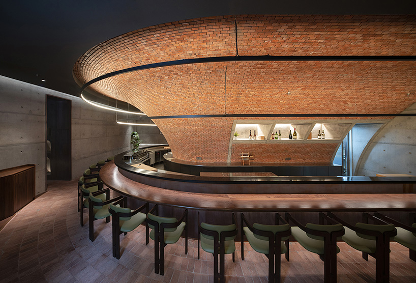 biiird yakitori by biger club design 3