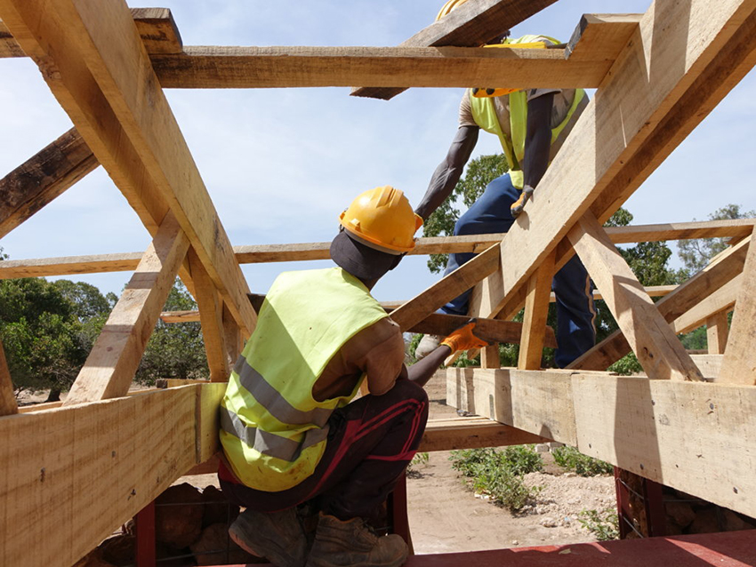 a well with stone architecture to facilitate access to drinking water 10