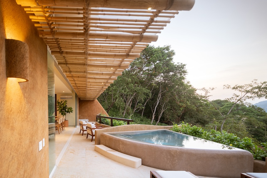 zozaya arquitectos' 'armadillo' residences in mexico capture curves of its namesake creature