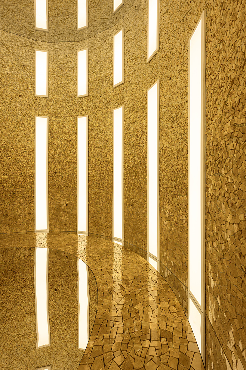 dubai downtown design entry installation fuses gilded mosaic with light, sound, and crystals