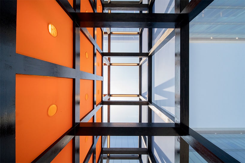 BMW and AB+AC architects present meditative modular pavilion at dubai design week