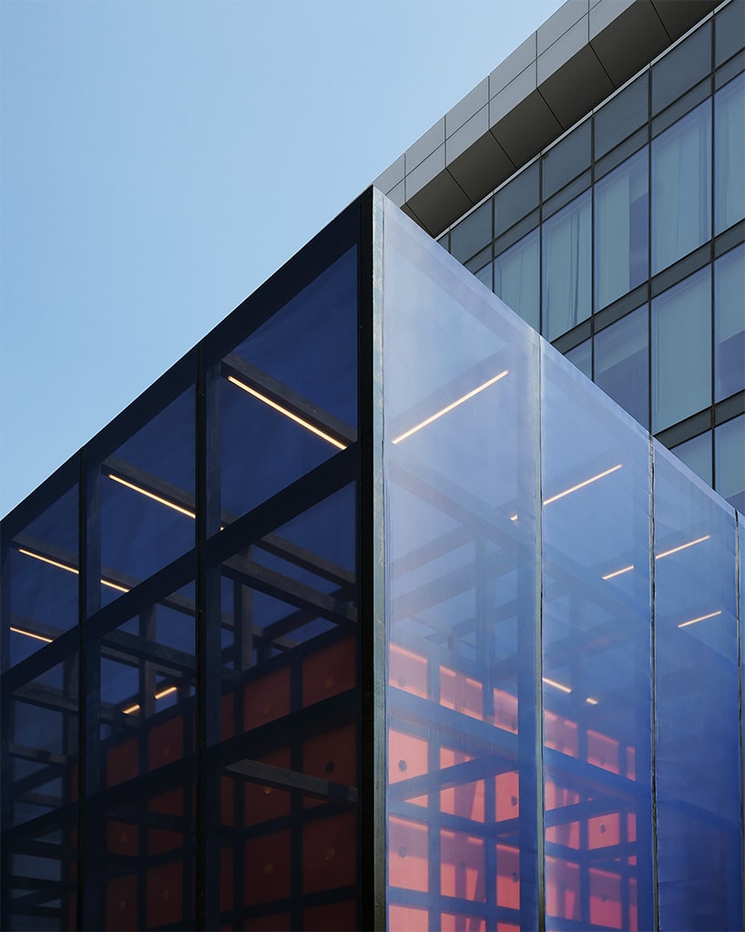 BMW and AB+AC architects present meditative modular pavilion at dubai design week