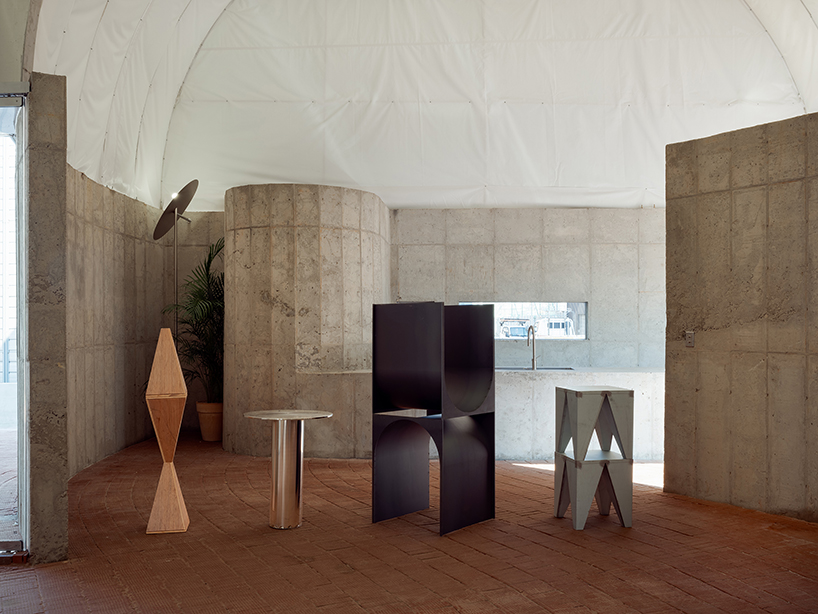 a giant toy curving block in anyeong dong daejeon 12