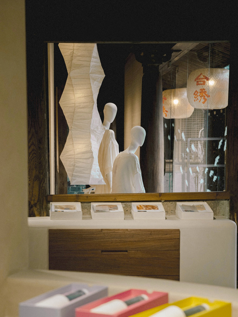 tai silk courtyard the symbiosis of heritage art and renovated traditional spaces 9