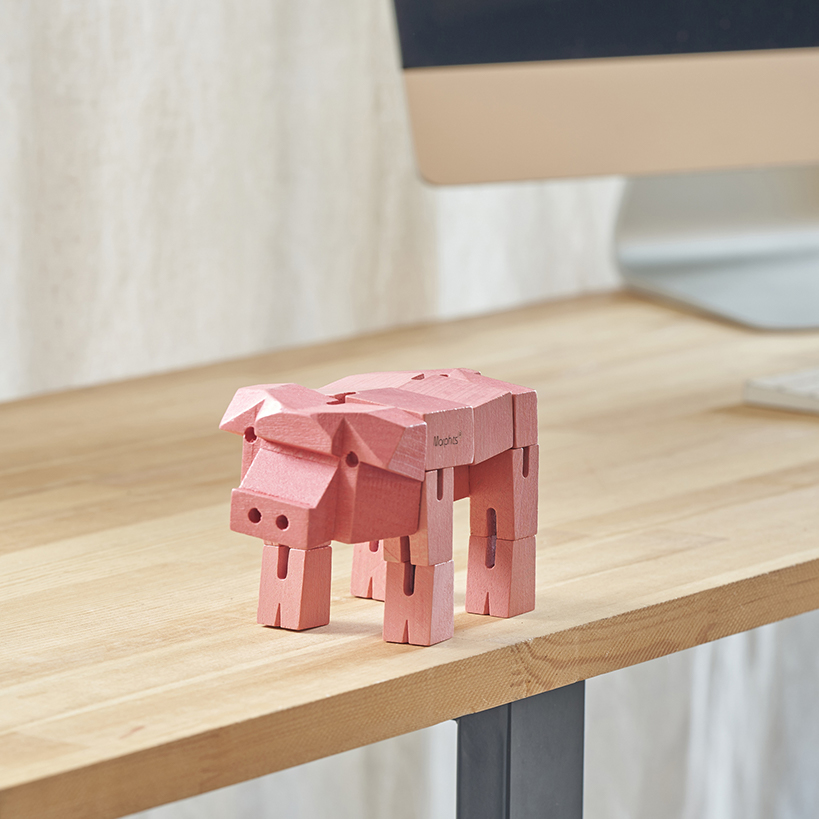 ‘morphits’ retro transformers by yoshiaki ito unfold into whimsical wooden animals like a puzzle