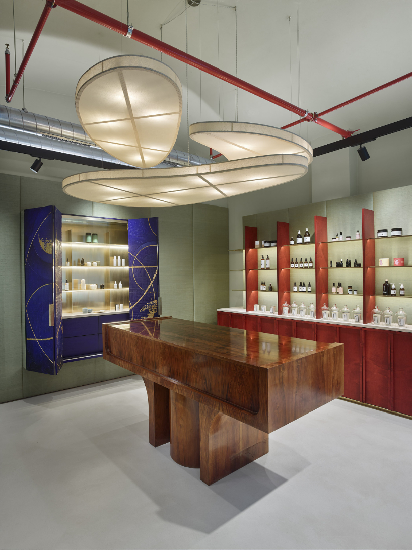 showroom byssine 5
