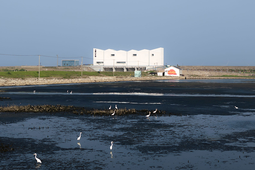 a conceptual experiment on mountains and seas 5