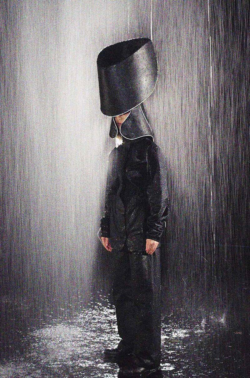 headwear evolved to function as a rainwater collection tool 2