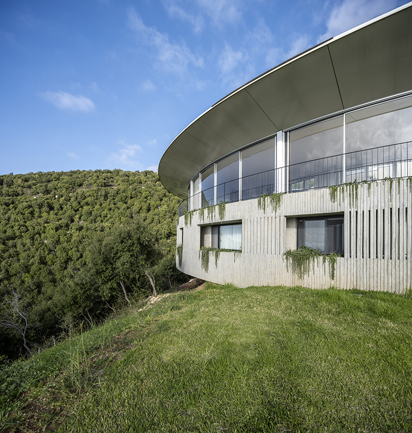 blankpage architects’ skyhaven villa wraps around hilltop valley in lebanon