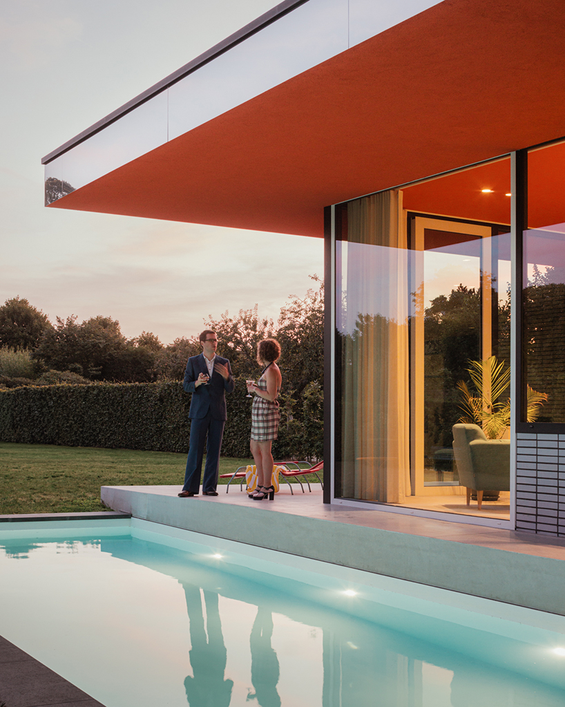 vens vanbelle reshapes painter's former home through de stijl aesthetics and primary colors - 7