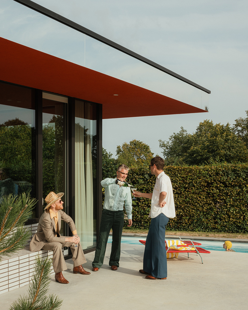 vens vanbelle reshapes painter's former home through de stijl aesthetics and primary colors - 6