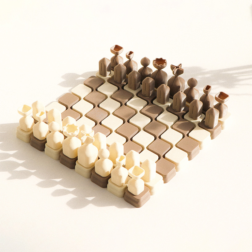 NGO cuibono 3D prints chess set inspired by those displaced by war in ukraine