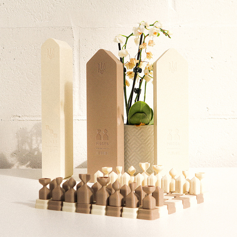 NGO cuibono 3D prints chess set inspired by those displaced by war in ukraine
