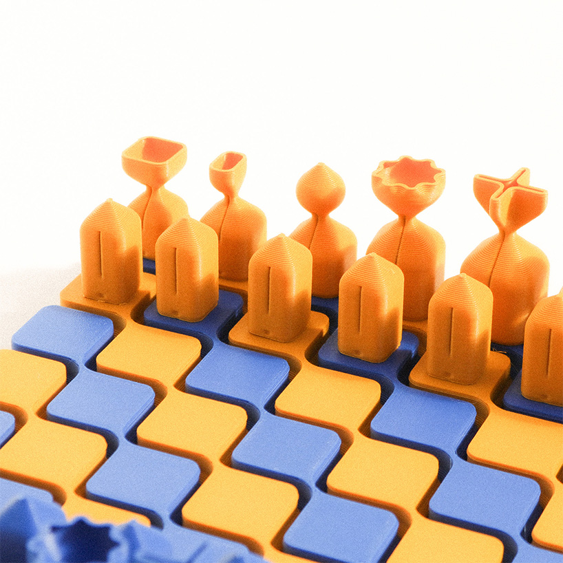 NGO cuibono 3D prints chess set inspired by those displaced by war in ukraine
