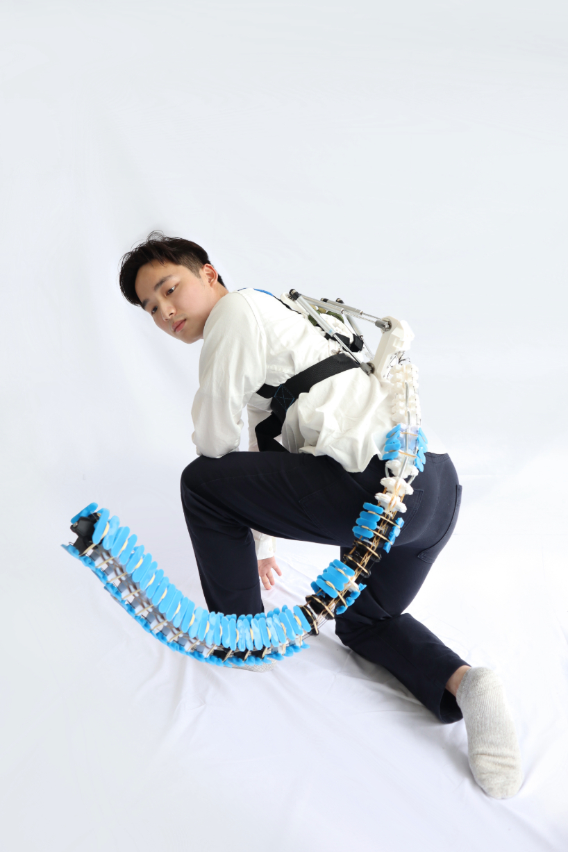 augmented limb: a 3D printed robotic tail that enhances zero-gravity movement - 3