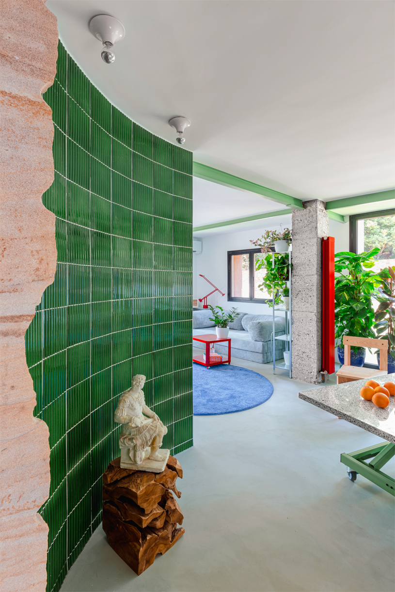 curved ceramic wall reforms 1966 apartment's conventional domestic layout in spain - 8