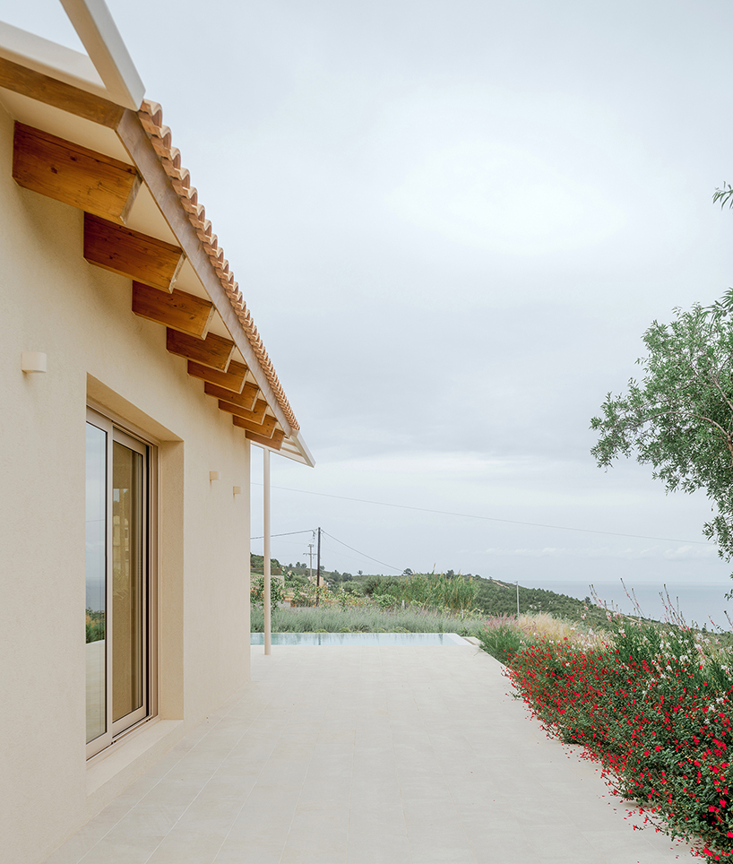 platforms roofs reconstruction of two vacation houses argostoli kefalonia gr 3
