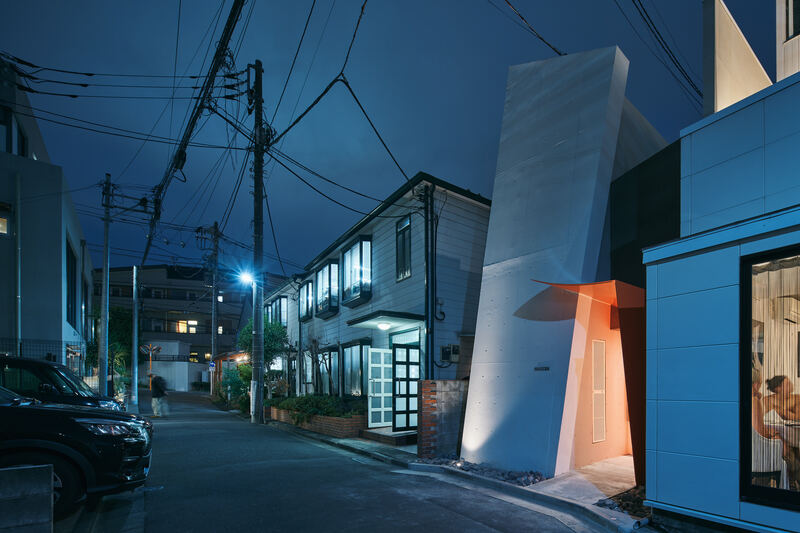 sculpted volumes for plotter tokyo flagship shop by angel estevez met 12