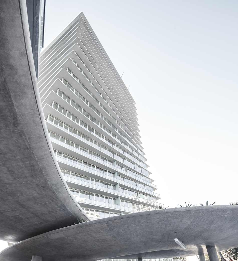 a tour of BIG\'s grove at grand bay in miami with bjarke ingels designboom