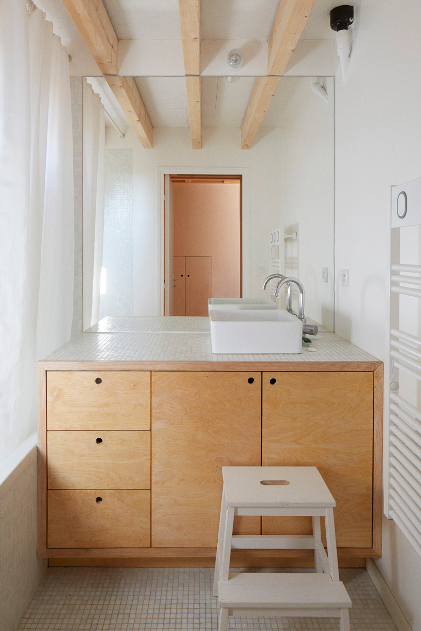 arba-the-house-between-the-walls-designboom-20