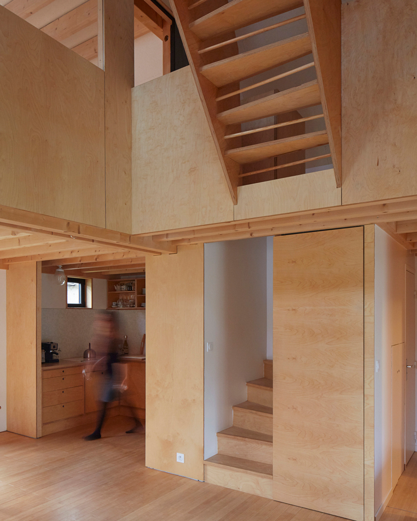 arba-the-house-between-the-walls-designboom-21