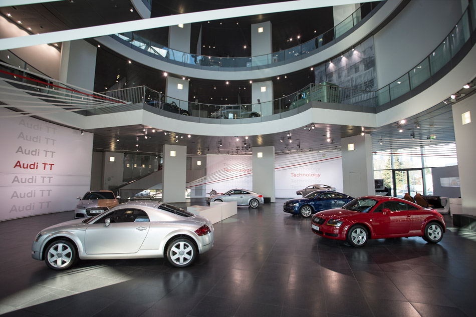 behind the scenes: AUDI TT time travel