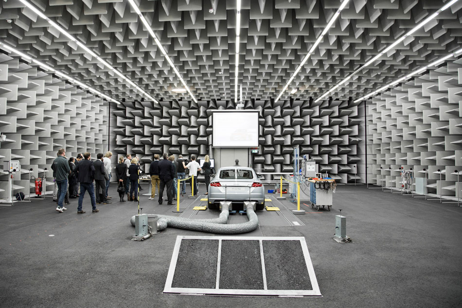behind the scenes: AUDI TT time travel