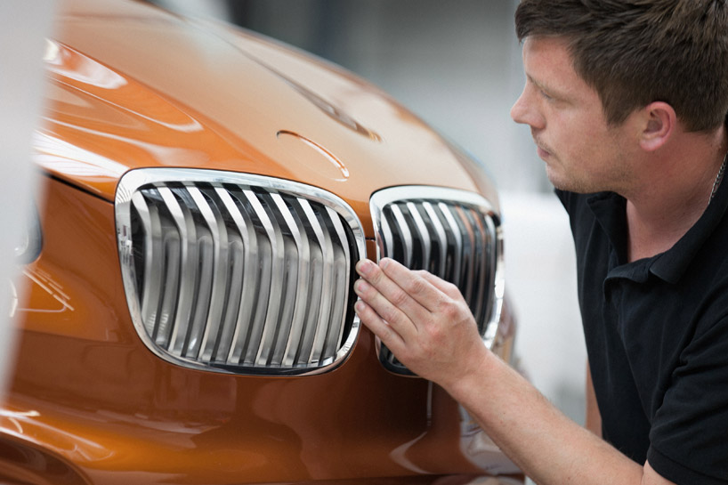 BMW concept active tourer outdoor