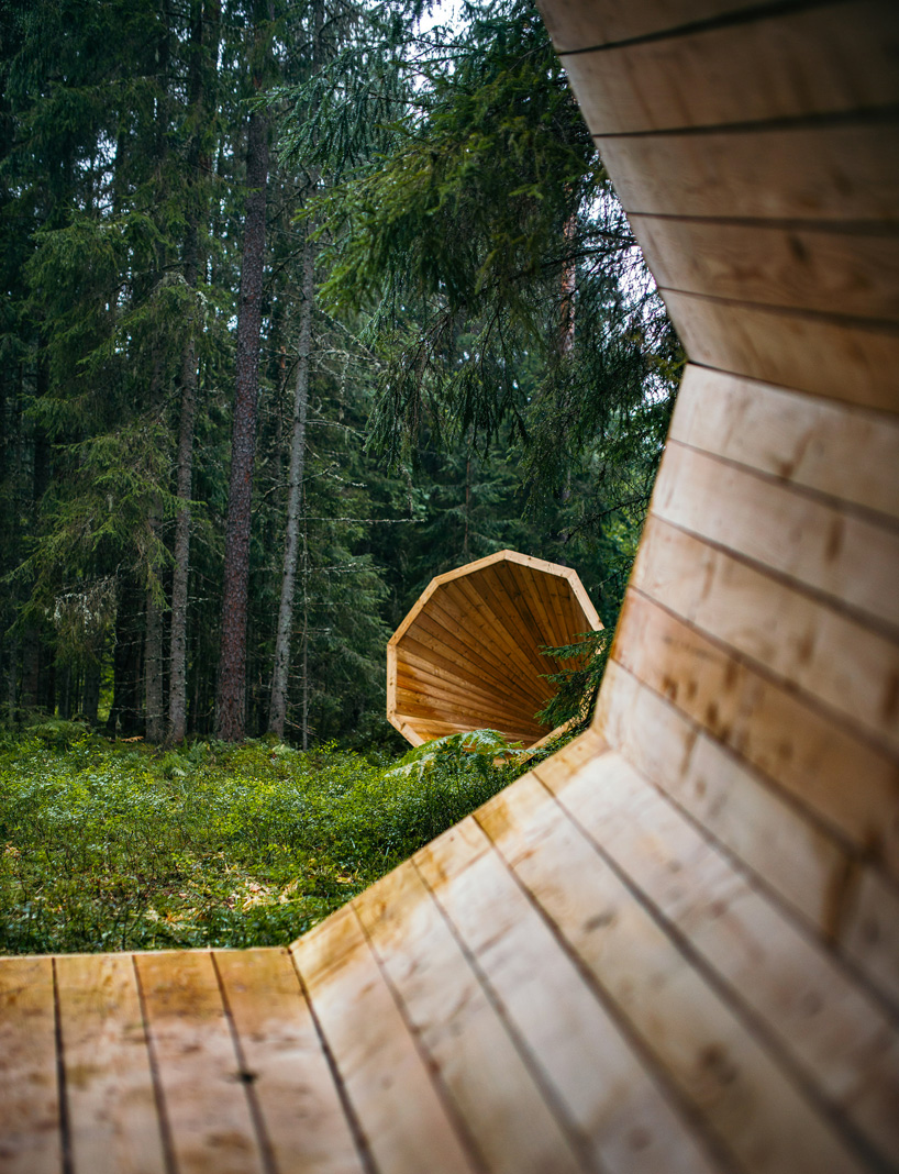 estonian-students-forest-megaphones-library-rooms-voru-county-designboom-59