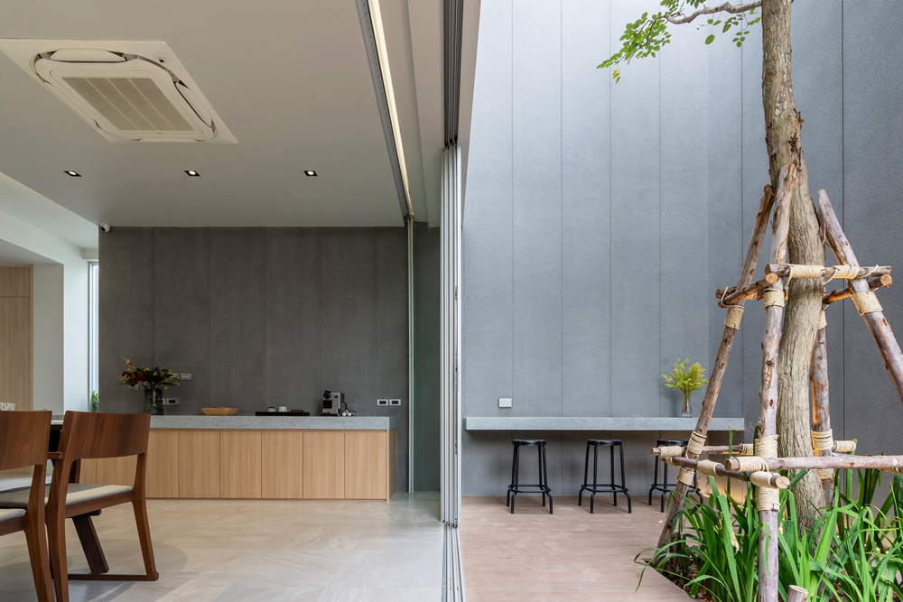 looklen-architects-mit-chit-house-thailand-designboom-c