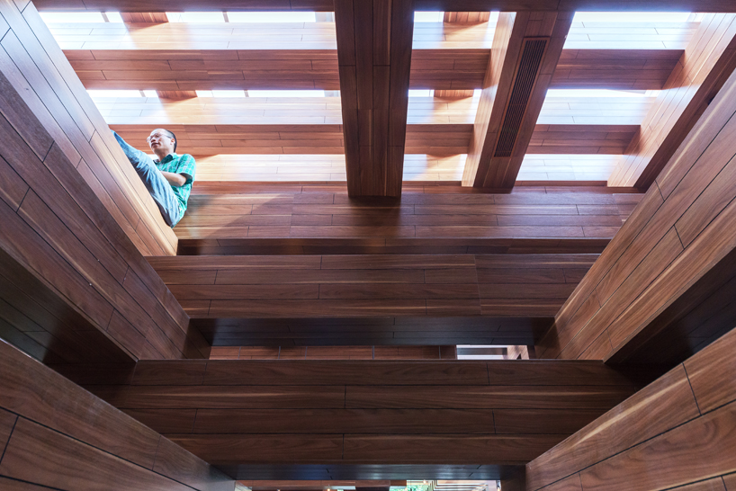 H&P architects cheering restaurant in hanoi designboom