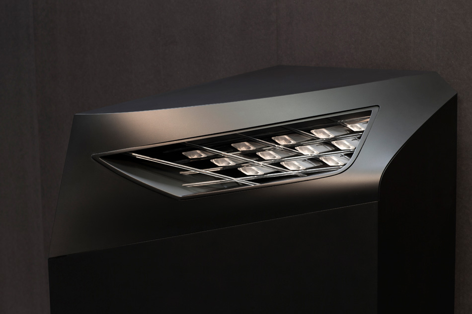 AUDI-hunting-the-light-designboomg01