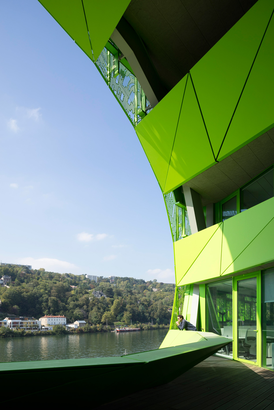 jakob macfarlane green cube euronews headquarters lyon confluence designboom
