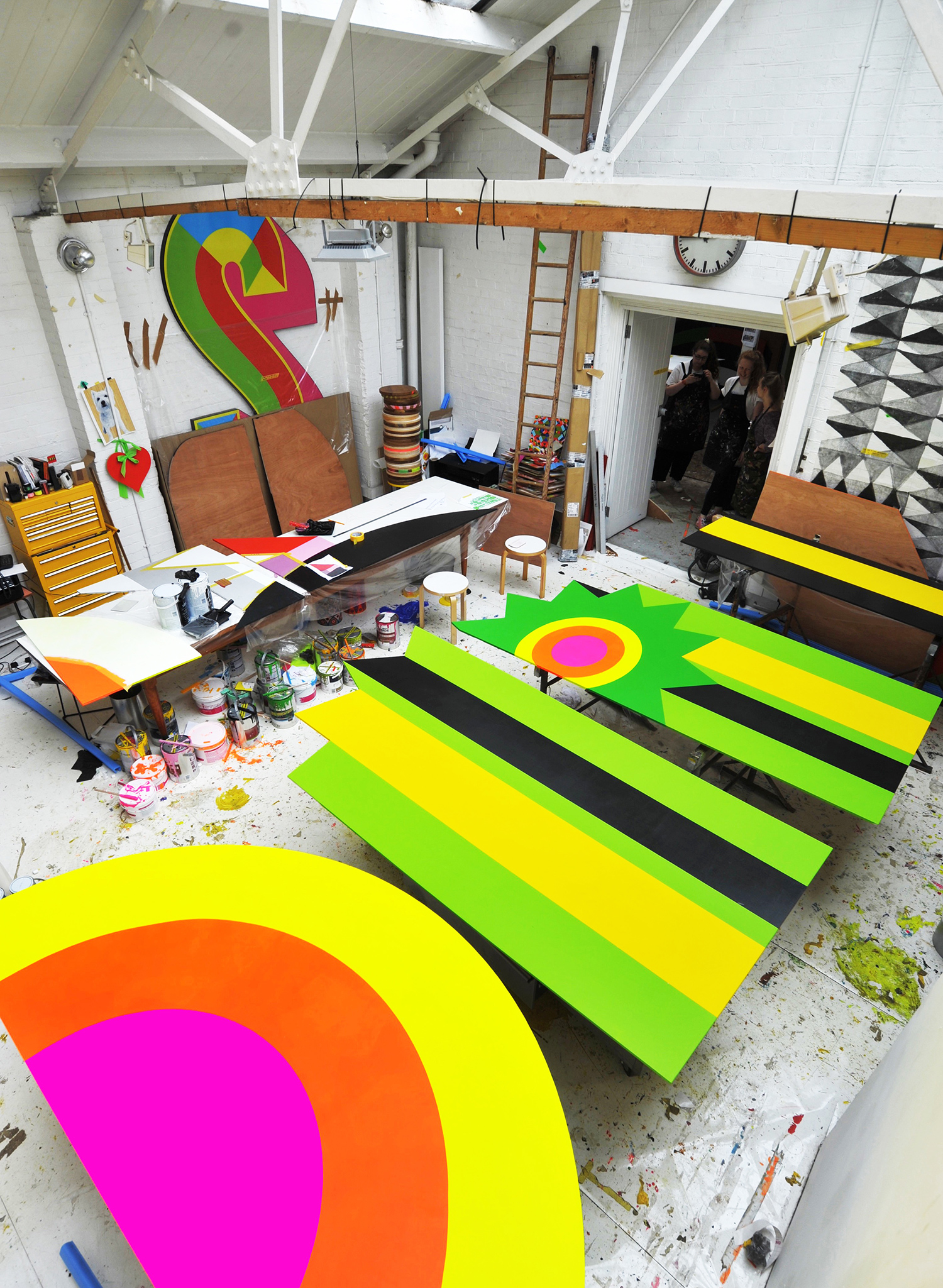 morag-myerscough-luke-morgan-peace-and-joy-designboom-gallery3