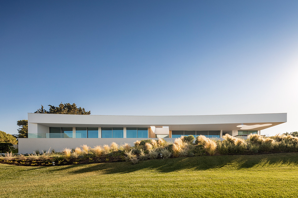 mario martins LuxMare houses lagos portugal designboom