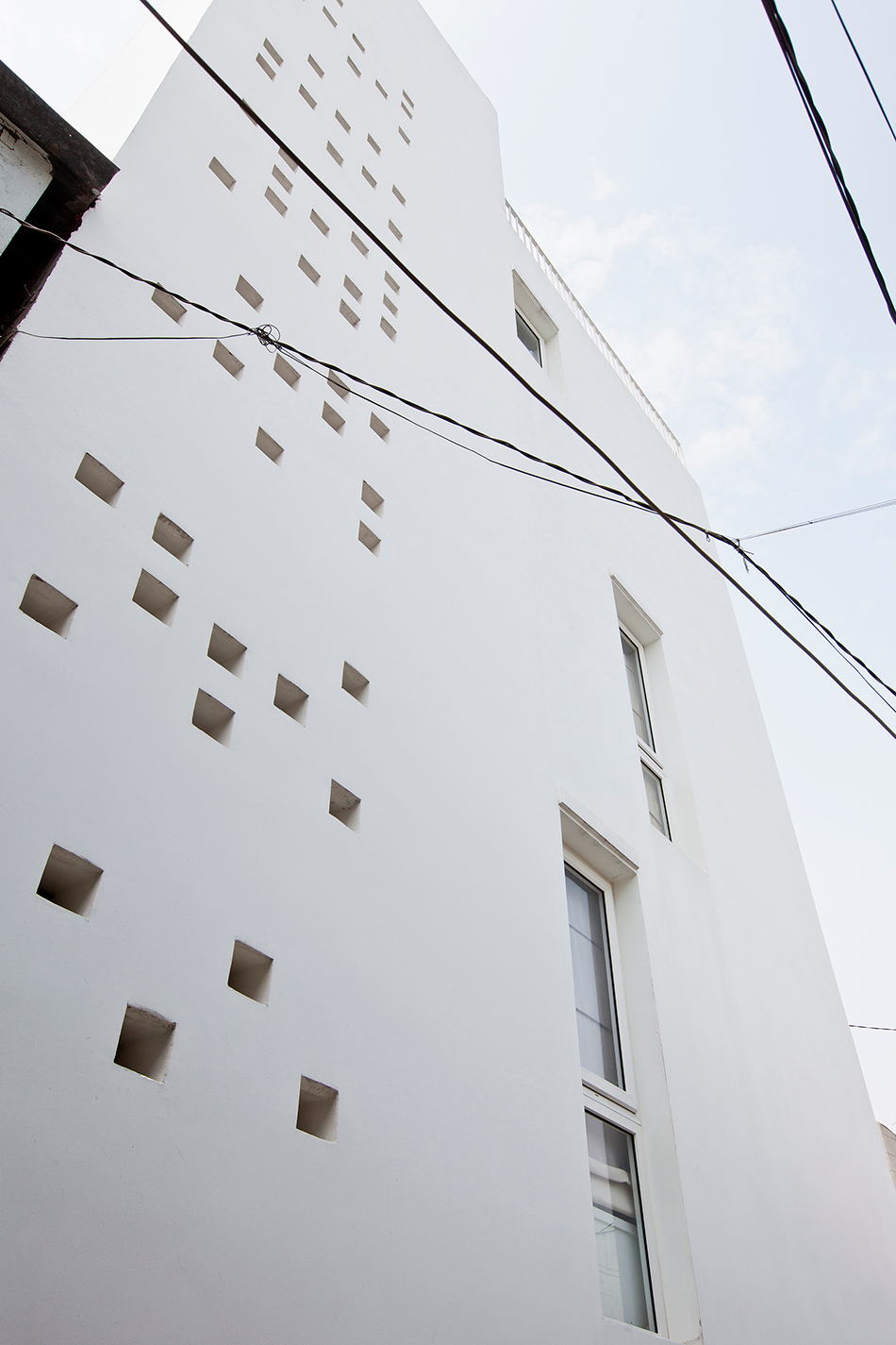 MM++ micro town house 4x8m phu nhuan ho chi minh city vietnam designboom