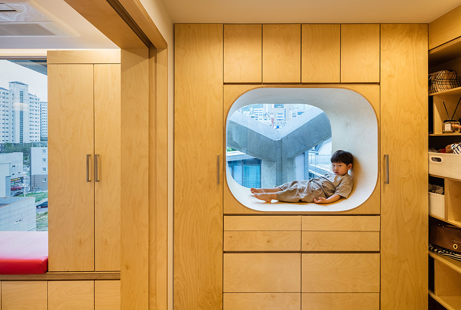 moon hoon busan times owl house korea designboom