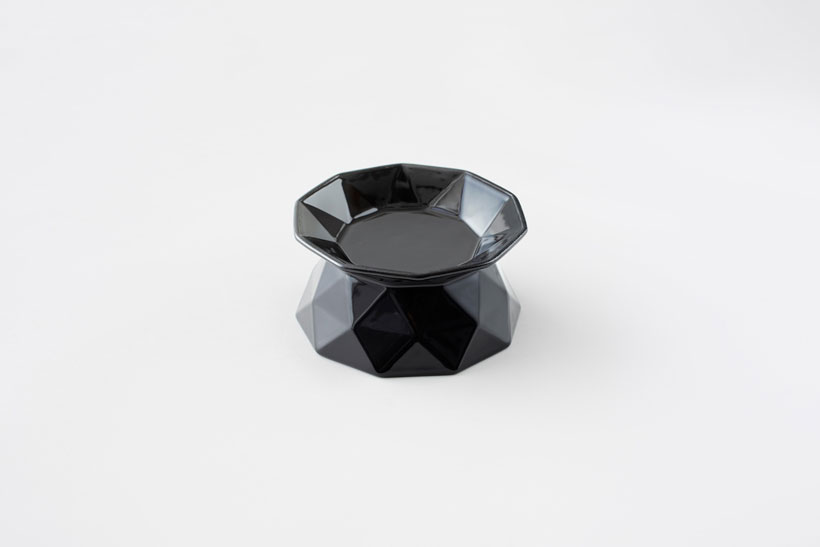 nendo throws one to the dogs with heads or tails accessories